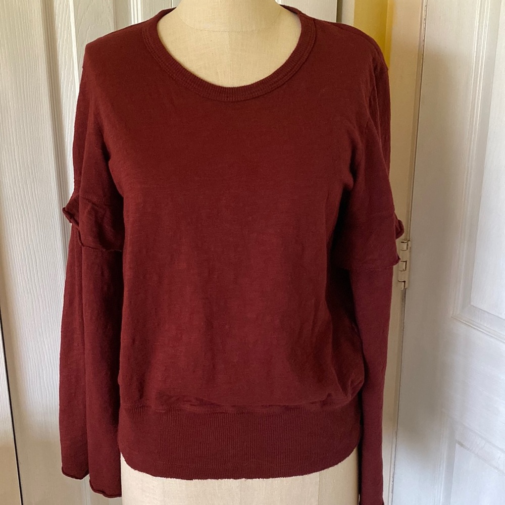 Wilt bell sleeve top size M